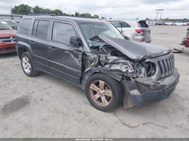 2017 Jeep Patriot Latitude Fwd მანქანა იყიდება აუქციონზე, vin: 1C4NJPFB3HD183323, აუქციონის ნომერი: 45382945