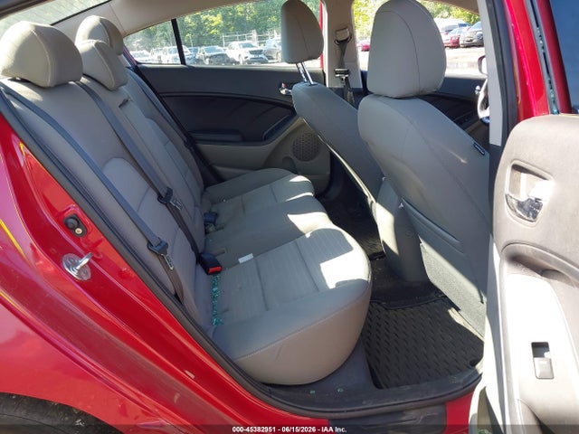 Продажа на аукционе авто 2015 Kia Forte Ex, vin: KNAFX4A88F5315333, номер лота: 45382951
