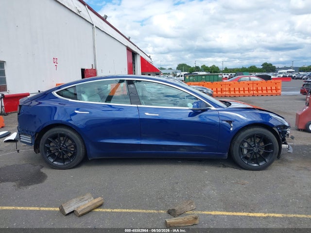 Tesla Model 3 Long Range/performance 2019 5YJ3E1EB6KF391030 Image 14