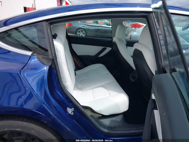 Tesla Model 3 Long Range/performance 2019 5YJ3E1EB6KF391030 Image 8