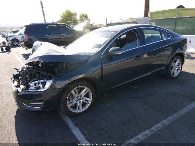 Volvo S60 T5 2014 YV1612FS4E1292761 Image 2