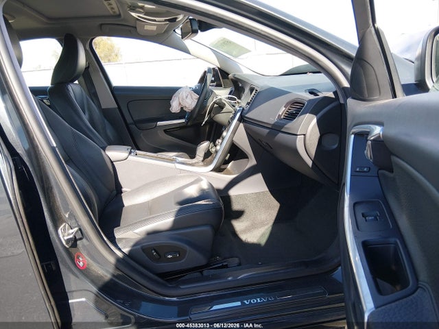 Volvo S60 T5 2014 YV1612FS4E1292761 Image 5