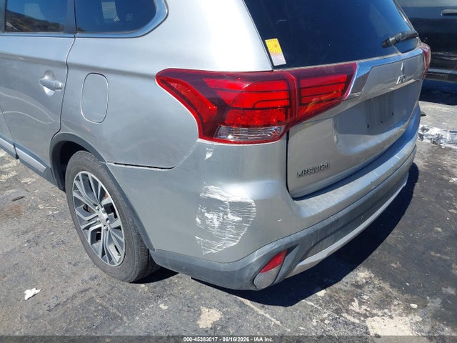 Mitsubishi Outlander Sel 2018 JA4AD3A35JZ056218 Image 18