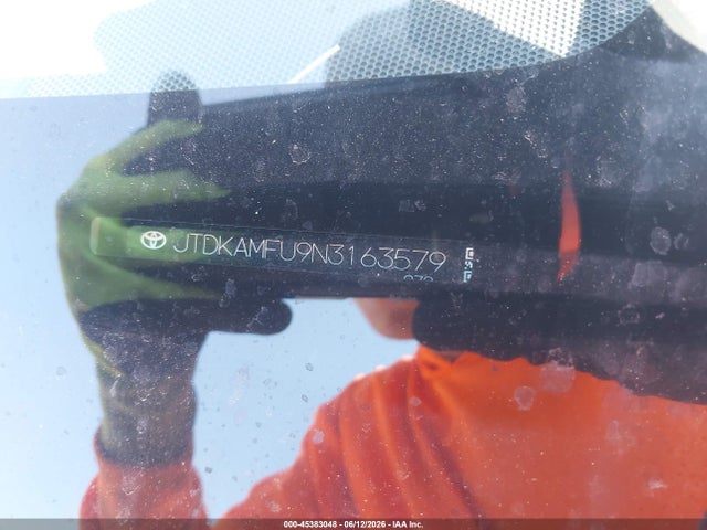 JTDKAMFU9N3163579 Toyota Prius L