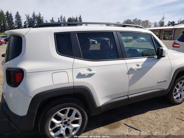 ZACCJBBT0FPB76446 Jeep Renegade Latitude