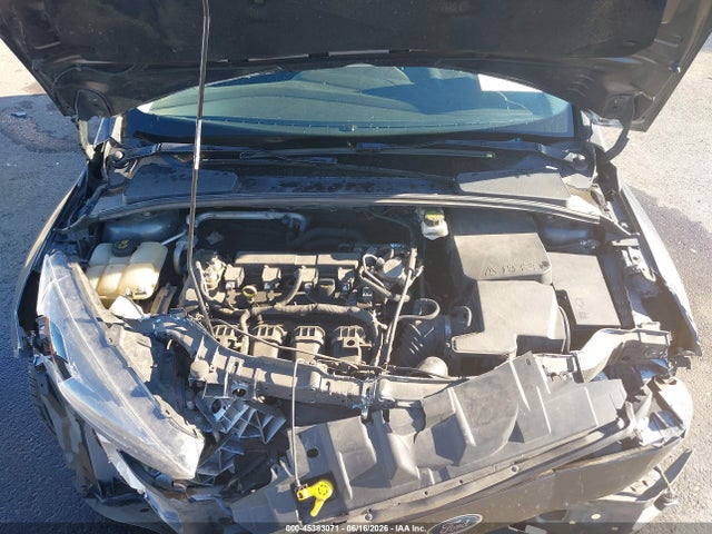 Ford FOCUS SE 2018 1FADP3K22JL315269 Image 10