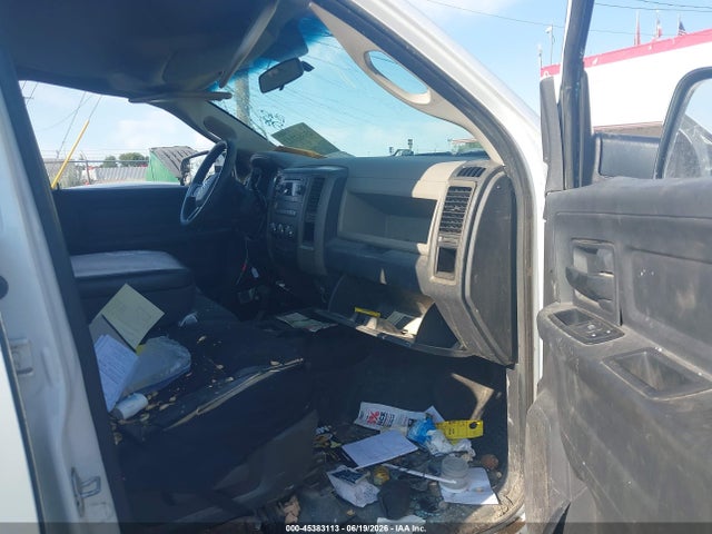 45383113 :رقم المزاد ، 3C6UD5HL4CG131134 vin ، 2012 Ram 2500 St مزاد بيع