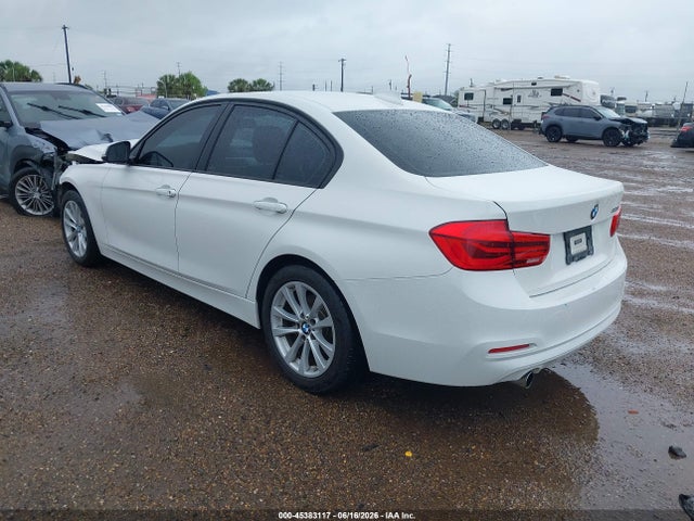2018 Bmw 320i მანქანა იყიდება აუქციონზე, vin: WBA8A9C54JAH14494, აუქციონის ნომერი: 45383117
