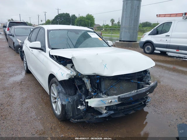 2018 Bmw 320i მანქანა იყიდება აუქციონზე, vin: WBA8A9C54JAH14494, აუქციონის ნომერი: 45383117