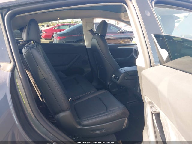 2023 Tesla Model Y Awd/long Range Dual Motor All-wheel Drive მანქანა იყიდება აუქციონზე, vin: 7SAYGAEE1PF791968, აუქციონის ნომერი: 45383141