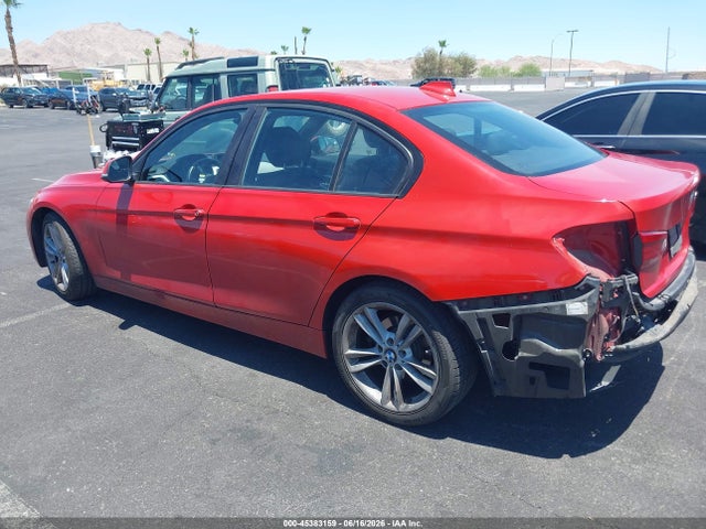 WBA8E1G57GNU11594 BMW 320i