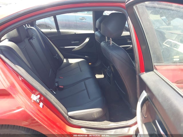 WBA8E1G57GNU11594 BMW 320i