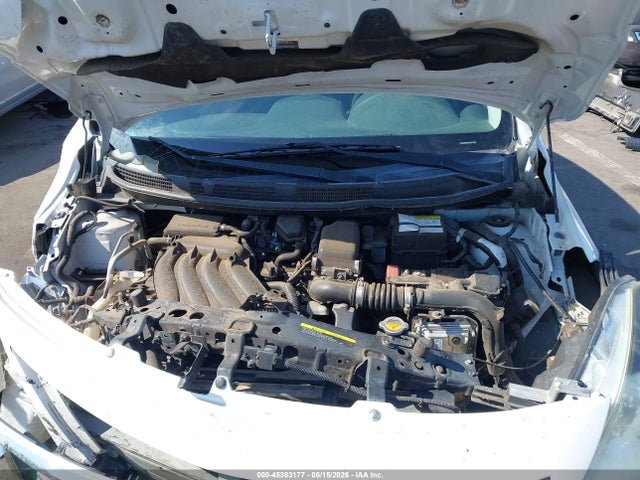 Nissan Versa 1.6 Sv 2015 3N1CN7AP4FL877527 Image 10