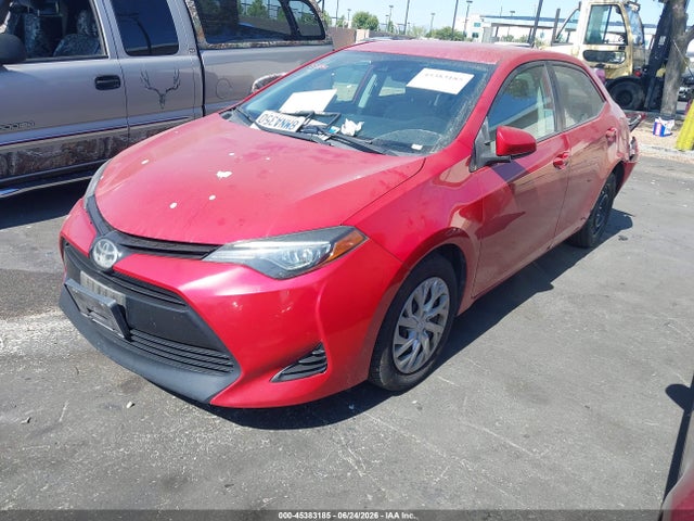 2T1BURHE4JC124233 Toyota COROLLA LE