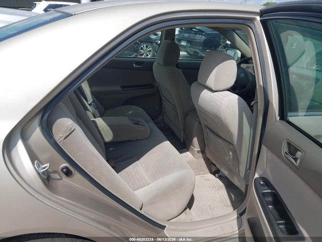 2005 Toyota Camry Le მანქანა იყიდება აუქციონზე, vin: 4T1BE32K65U036118, აუქციონის ნომერი: 45383224