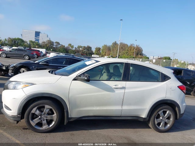 Honda HR-V LX 2018 3CZRU5H34JM712690 Image 14