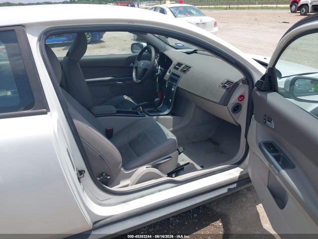Продажа на аукционе авто 2010 Volvo C30 T5/t5 R-design, vin: YV1672MK3A2183262, номер лота: 45383244