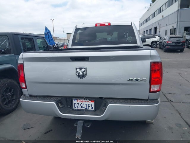 45383273 :رقم المزاد ، 1C6RR7KG9HS831598 vin ، 2017 Ram 1500 Express  4x4 5'7 Box مزاد بيع