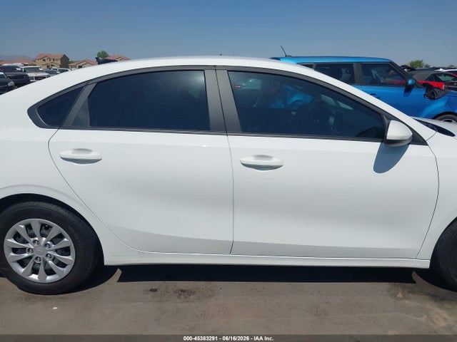 KIA FORTE LX 2024 3KPF24AD8RE699461 Image 13