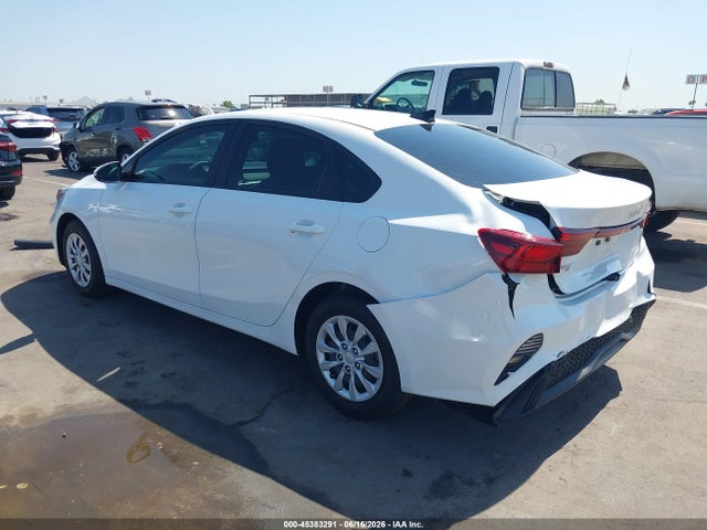 KIA FORTE LX 2024 3KPF24AD8RE699461 Image 3