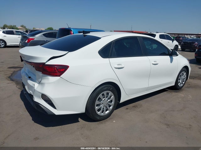 KIA FORTE LX 2024 3KPF24AD8RE699461 Image 4
