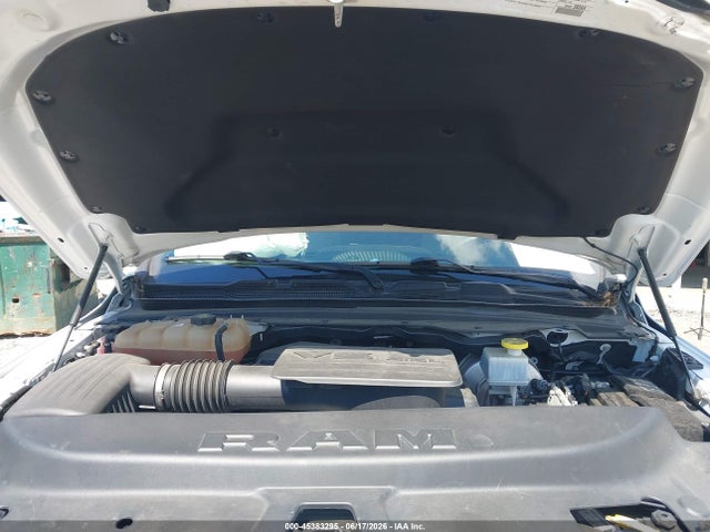45383295 :رقم المزاد ، 1C6RRFFG4MN579854 vin ، 2021 Ram 1500 Big Horn  4x4 5'7 Box مزاد بيع