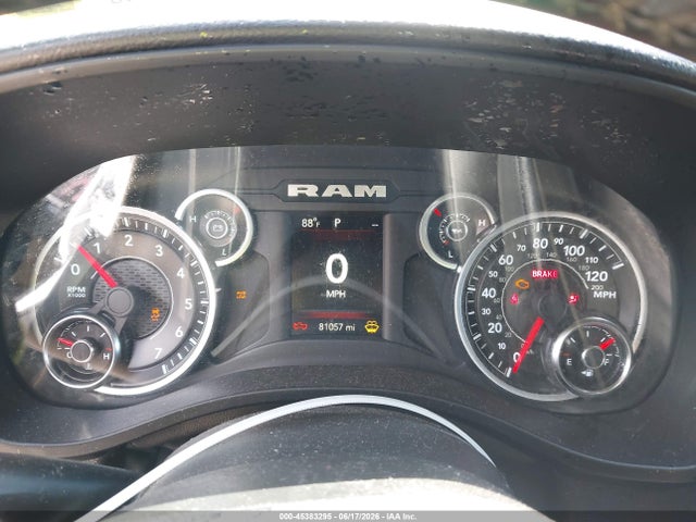 45383295 :رقم المزاد ، 1C6RRFFG4MN579854 vin ، 2021 Ram 1500 Big Horn  4x4 5'7 Box مزاد بيع
