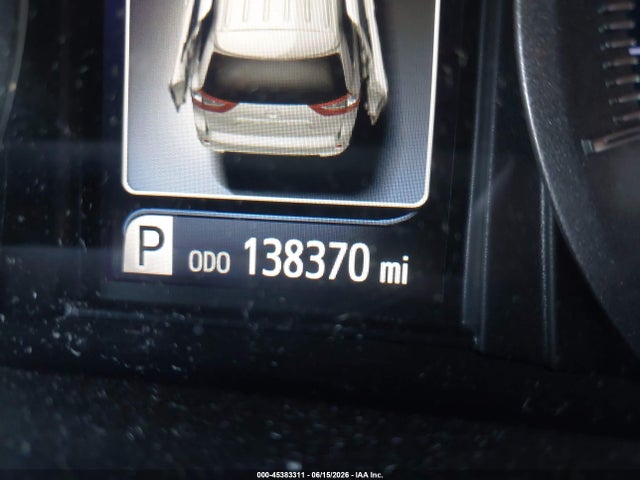 5TDYZ3DC0HS838293 Toyota Sienna Xle 8 Passenger