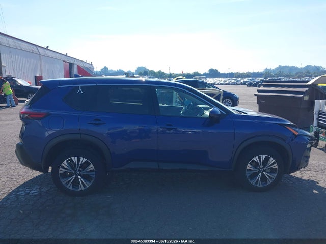45383394 :رقم المزاد ، 5N1AT3BA8MC762284 vin ، 2021 Nissan Rogue Sv Fwd مزاد بيع