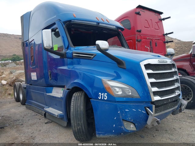 Auction sale of the 2023 Freightliner New Cascadia 126, vin: 1FUJHHDR2PLNW7932, lot number: 45383398