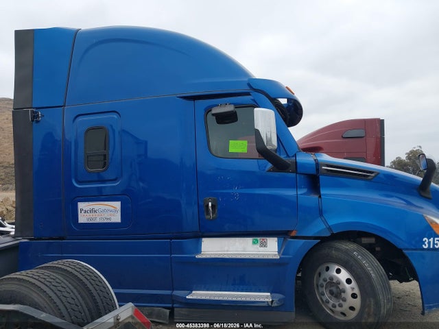 45383398 :رقم المزاد ، 1FUJHHDR2PLNW7932 vin ، 2023 Freightliner New Cascadia 126 مزاد بيع