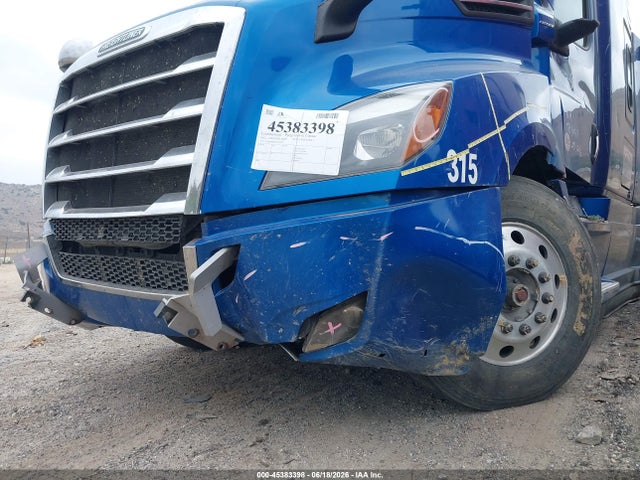 45383398 :رقم المزاد ، 1FUJHHDR2PLNW7932 vin ، 2023 Freightliner New Cascadia 126 مزاد بيع