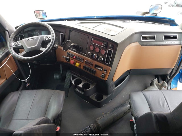 45383398 :رقم المزاد ، 1FUJHHDR2PLNW7932 vin ، 2023 Freightliner New Cascadia 126 مزاد بيع