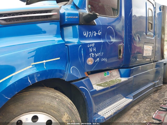 45383398 :رقم المزاد ، 1FUJHHDR2PLNW7932 vin ، 2023 Freightliner New Cascadia 126 مزاد بيع