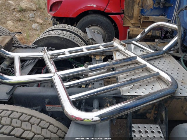 45383398 :رقم المزاد ، 1FUJHHDR2PLNW7932 vin ، 2023 Freightliner New Cascadia 126 مزاد بيع