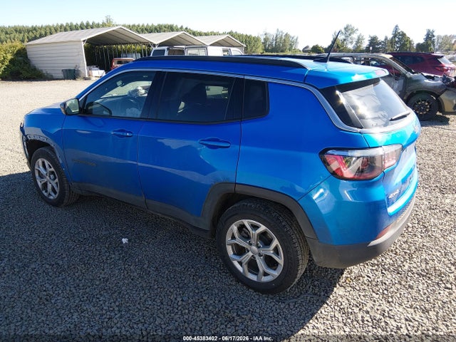 Jeep Compass Latitude 4x4 2024 3C4NJDBN5RT138698 Image 3