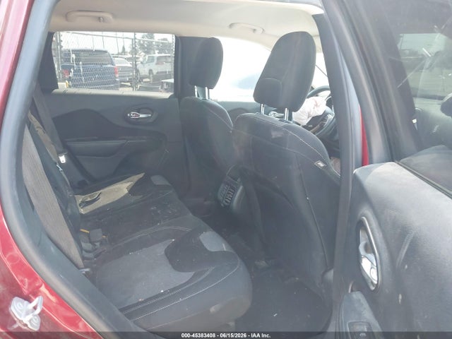 1C4PJLAB7FW701640 Jeep Cherokee Sport