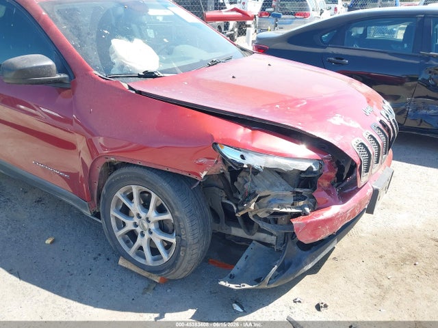 1C4PJLAB7FW701640 Jeep Cherokee Sport