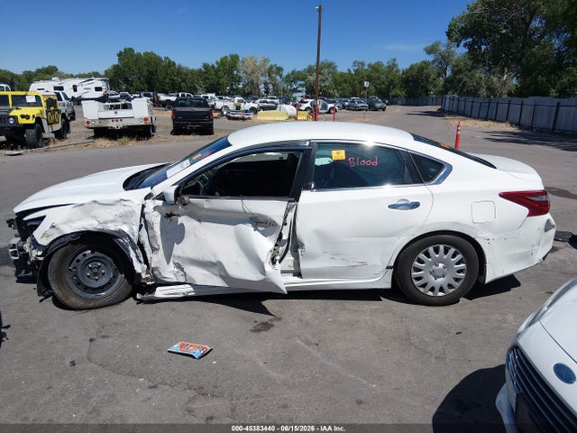 Nissan Altima 2.5 S 2018 1N4AL3AP3JC472465 Image 15