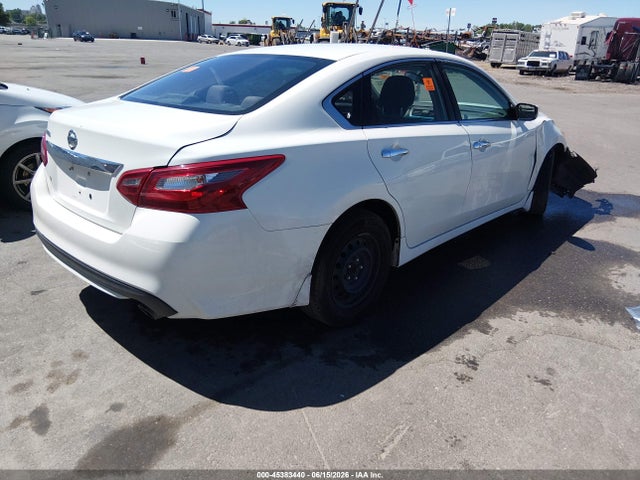 Nissan Altima 2.5 S 2018 1N4AL3AP3JC472465 Image 4