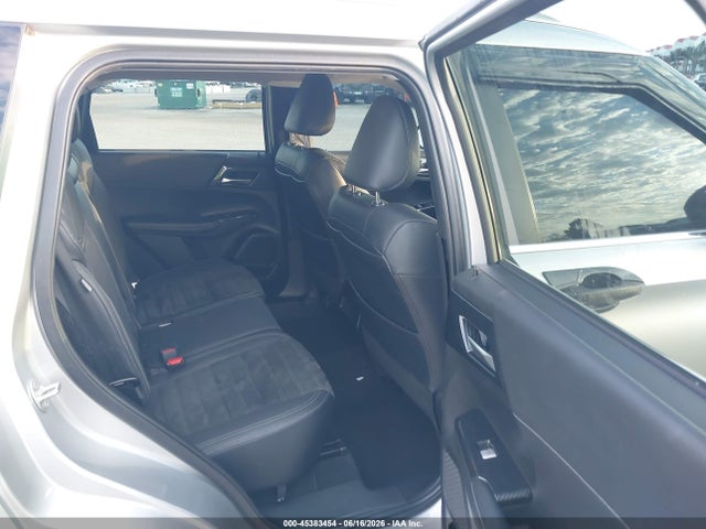 2022 Mitsubishi Outlander Black Edition 2wd/se 2.5 2wd/se Launch Edition 2wd მანქანა იყიდება აუქციონზე, vin: JA4J3UA89NZ084128, აუქციონის ნომერი: 45383454