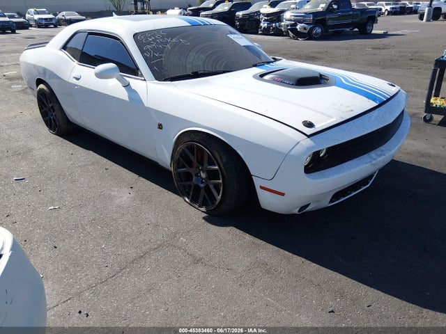 2C3CDZFJ6KH749944 Dodge Challenger R/t Scat Pack