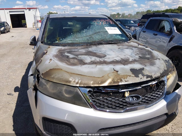 Продажа на аукционе авто 2012 Kia Sorento Lx, vin: 5XYKT3A10CG301536, номер лота: 45383485