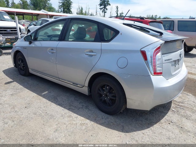 2015 Toyota Prius Three მანქანა იყიდება აუქციონზე, vin: JTDKN3DUXF0408135, აუქციონის ნომერი: 45383494