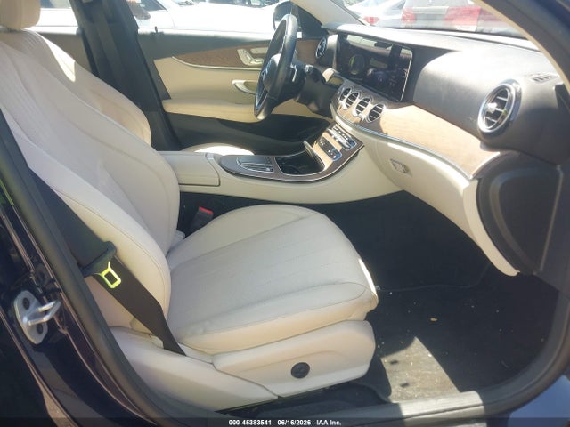 Aukcja sprzedaży 2021 Mercedes-benz E 350 4matic, vin: W1KZF8EB9MA919922, numer aukcji: 45383541