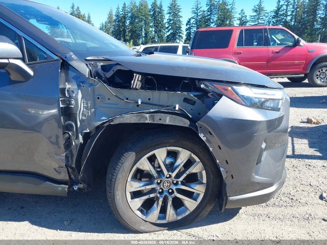 2T3A1RFV1SC565771 Toyota Rav4 Xle Premium