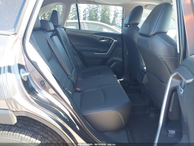 2T3A1RFV1SC565771 Toyota Rav4 Xle Premium