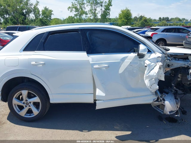 45383615 :رقم المزاد ، WA1AUCF3XM1096645 vin ، 2021 Audi Q3 Premium 40 Tfsi Quattro Tiptronic مزاد بيع