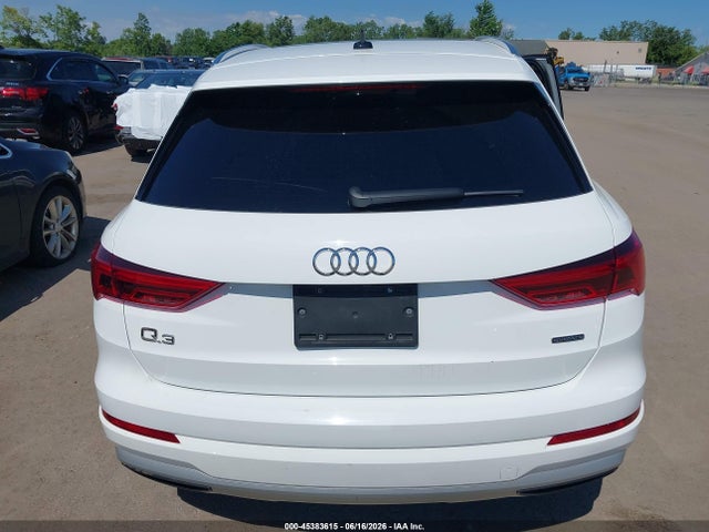 45383615 :رقم المزاد ، WA1AUCF3XM1096645 vin ، 2021 Audi Q3 Premium 40 Tfsi Quattro Tiptronic مزاد بيع