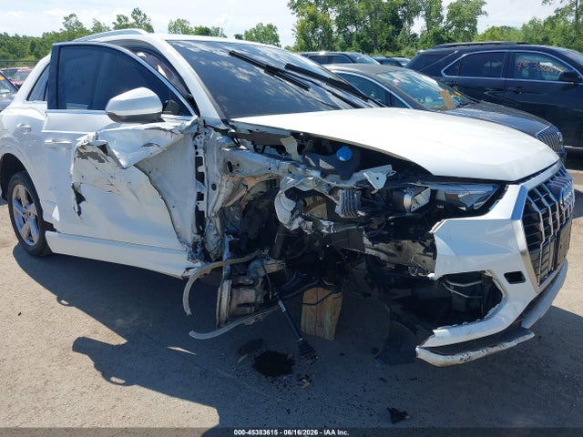 45383615 :رقم المزاد ، WA1AUCF3XM1096645 vin ، 2021 Audi Q3 Premium 40 Tfsi Quattro Tiptronic مزاد بيع